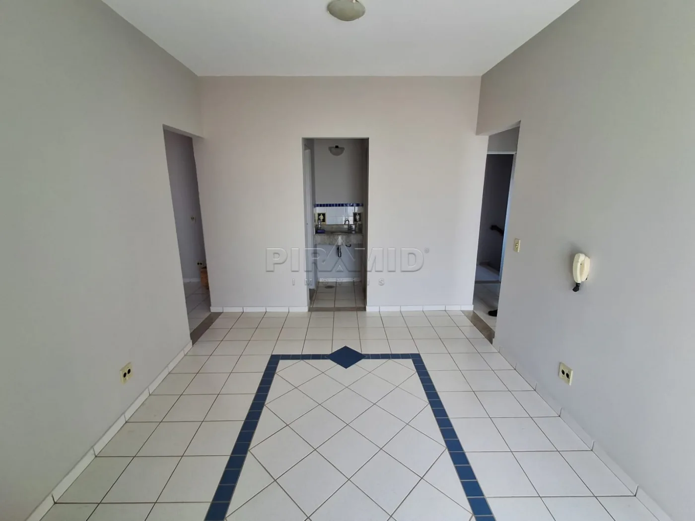 Alugar Comercial / Sala em Ribeir&atilde;o Preto R$ 1.550,00 - Foto 2