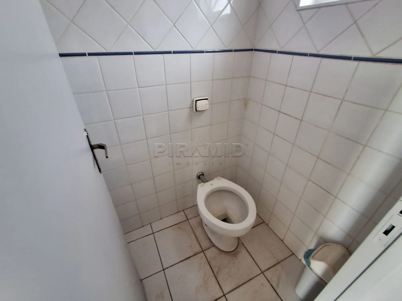 Alugar Comercial / Sala em Ribeir&atilde;o Preto R$ 1.550,00 - Foto 4