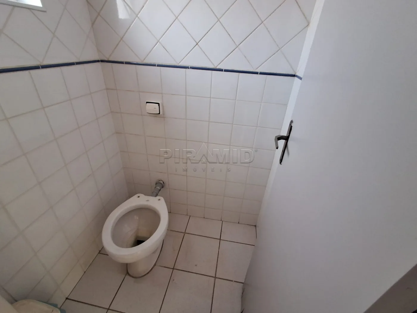 Alugar Comercial / Sala em Ribeir&atilde;o Preto R$ 1.550,00 - Foto 5