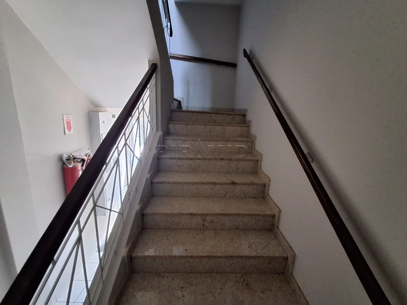 Alugar Comercial / Sala em Ribeir&atilde;o Preto R$ 1.550,00 - Foto 8