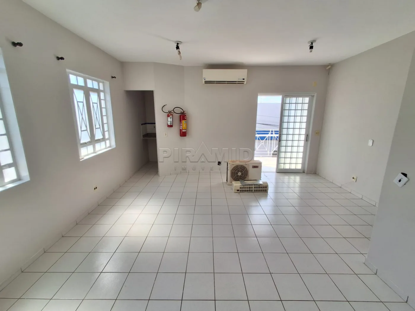 Alugar Comercial / Sala em Ribeir&atilde;o Preto R$ 1.550,00 - Foto 11