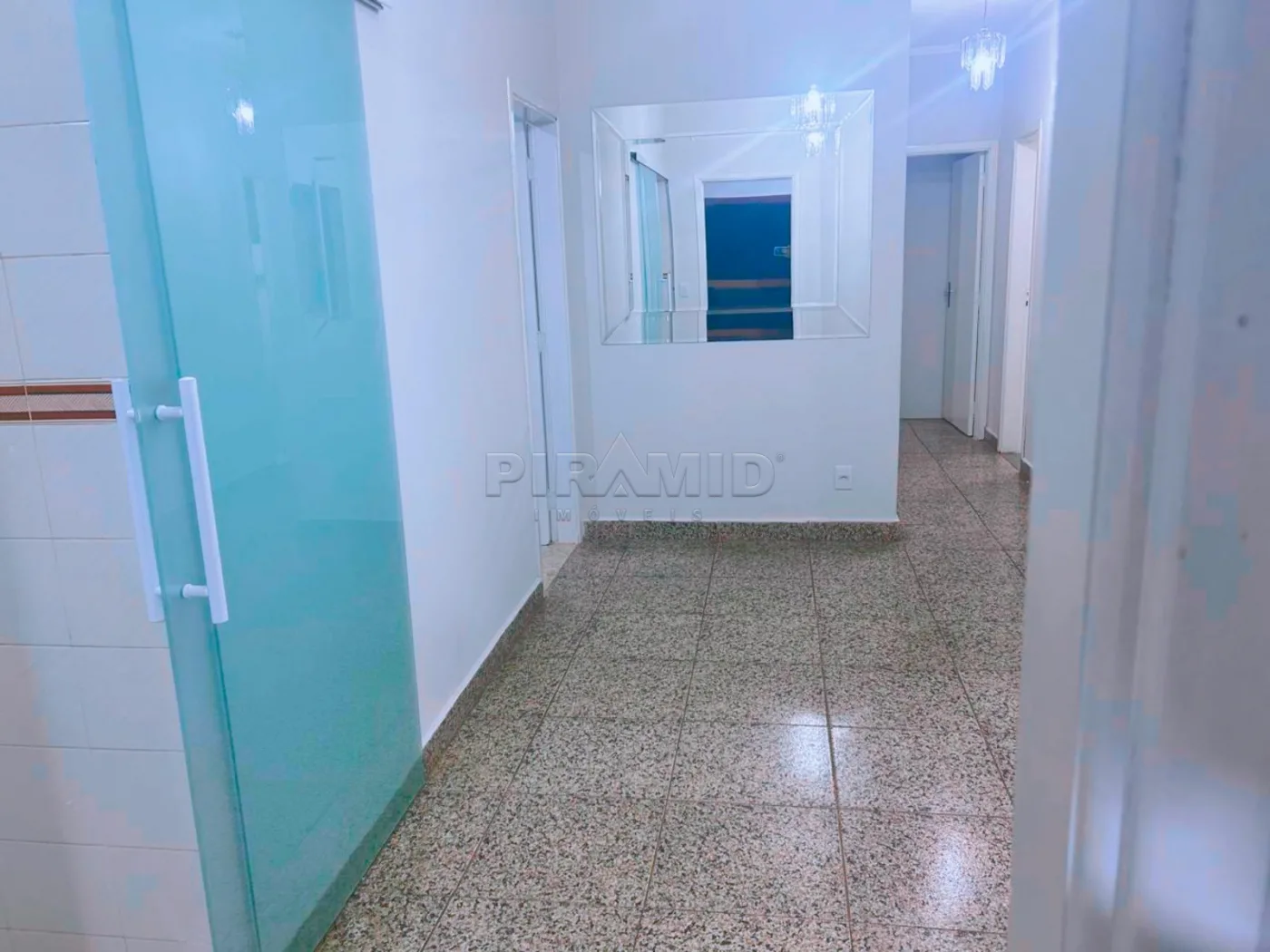 Alugar Apartamento / Padr&atilde;o em Ribeir&atilde;o Preto R$ 2.100,00 - Foto 2