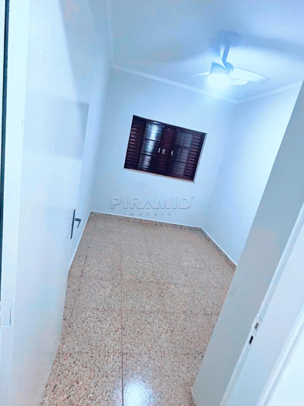 Alugar Apartamento / Padr&atilde;o em Ribeir&atilde;o Preto R$ 2.100,00 - Foto 9