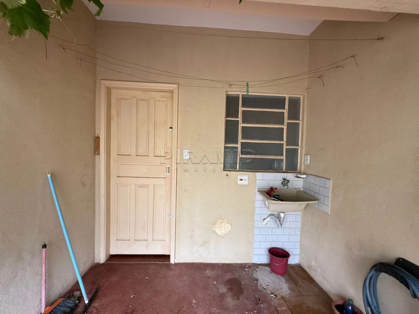 Alugar Casa / Padr&atilde;o em Ribeir&atilde;o Preto R$ 1.450,00 - Foto 10