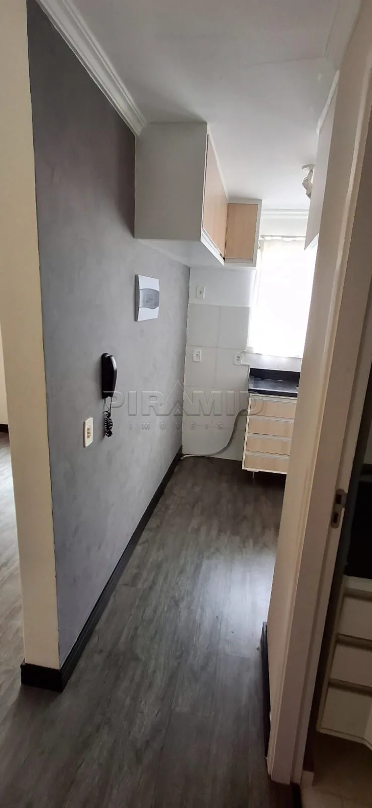 Alugar Apartamento / Padr&atilde;o em Ribeir&atilde;o Preto R$ 1.200,00 - Foto 11
