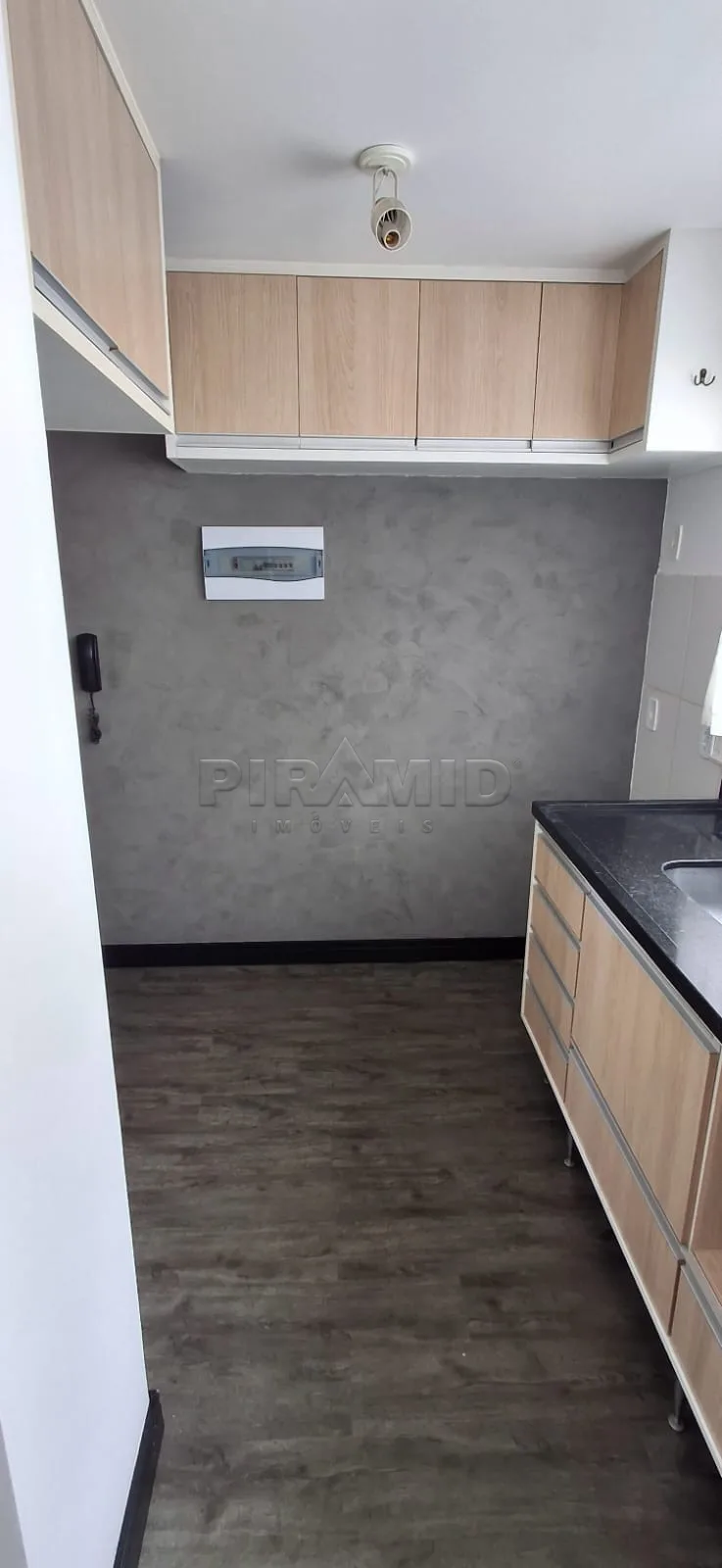 Alugar Apartamento / Padr&atilde;o em Ribeir&atilde;o Preto R$ 1.200,00 - Foto 13