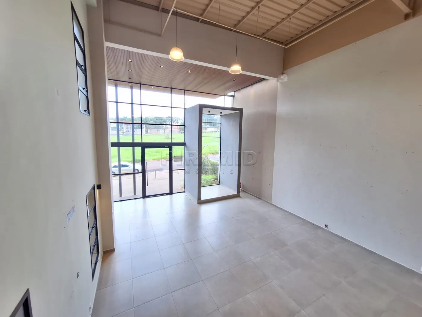 Alugar Comercial / Sal&atilde;o em Ribeir&atilde;o Preto R$ 19.500,00 - Foto 14