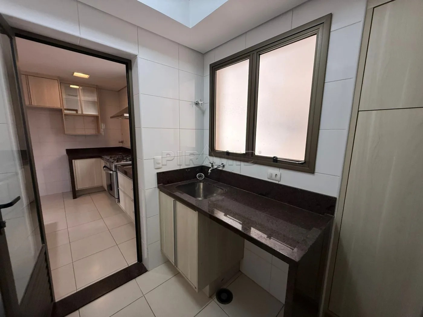 Alugar Apartamento / Padr&atilde;o em Ribeir&atilde;o Preto R$ 4.900,00 - Foto 27