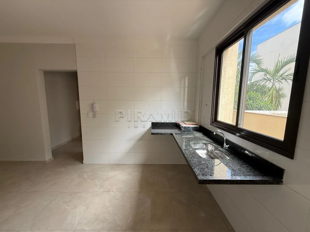 Alugar Apartamento / Padr&atilde;o em Ribeir&atilde;o Preto R$ 1.450,00 - Foto 4