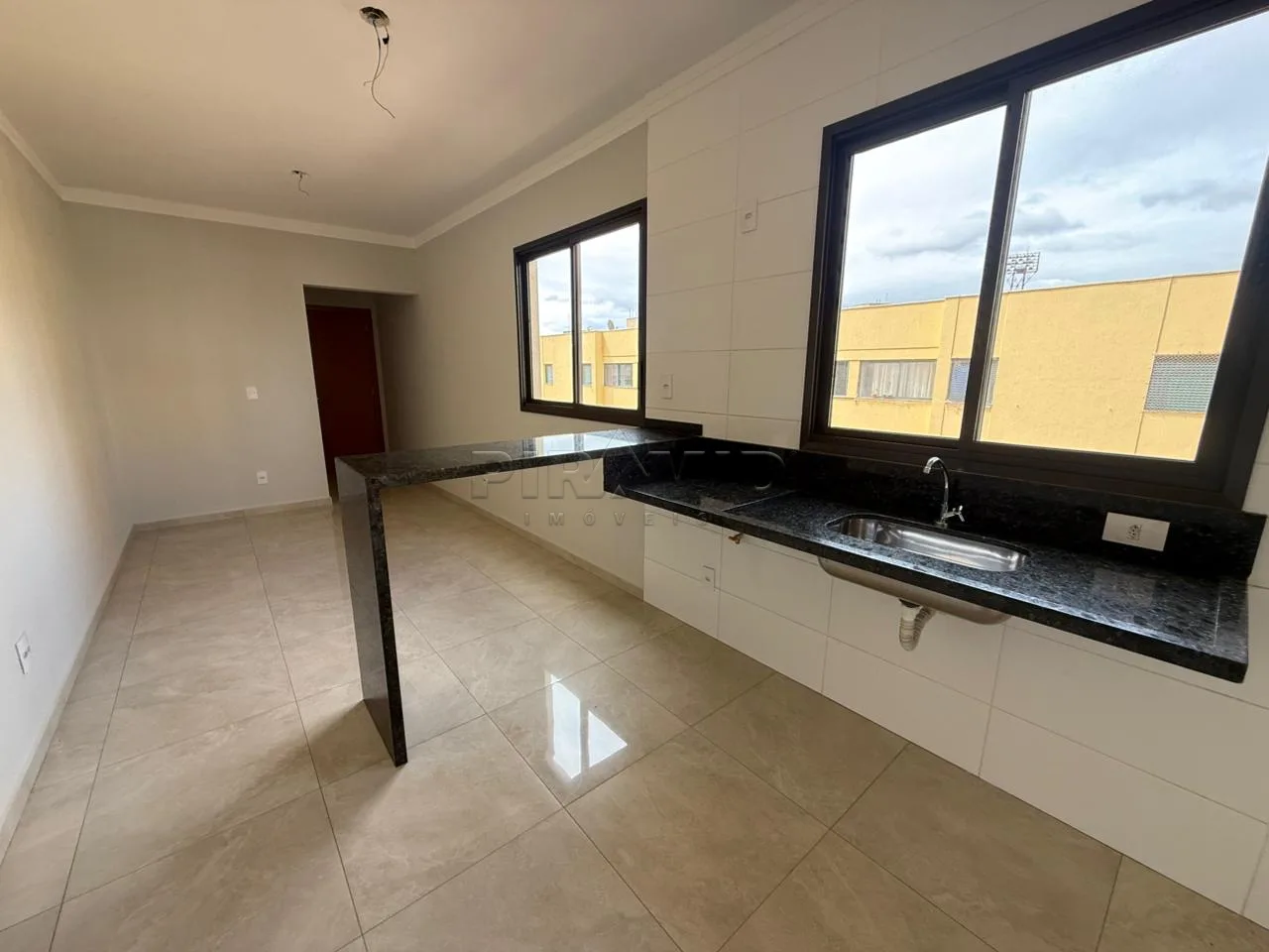 Alugar Apartamento / Padr&atilde;o em Ribeir&atilde;o Preto R$ 1.550,00 - Foto 4