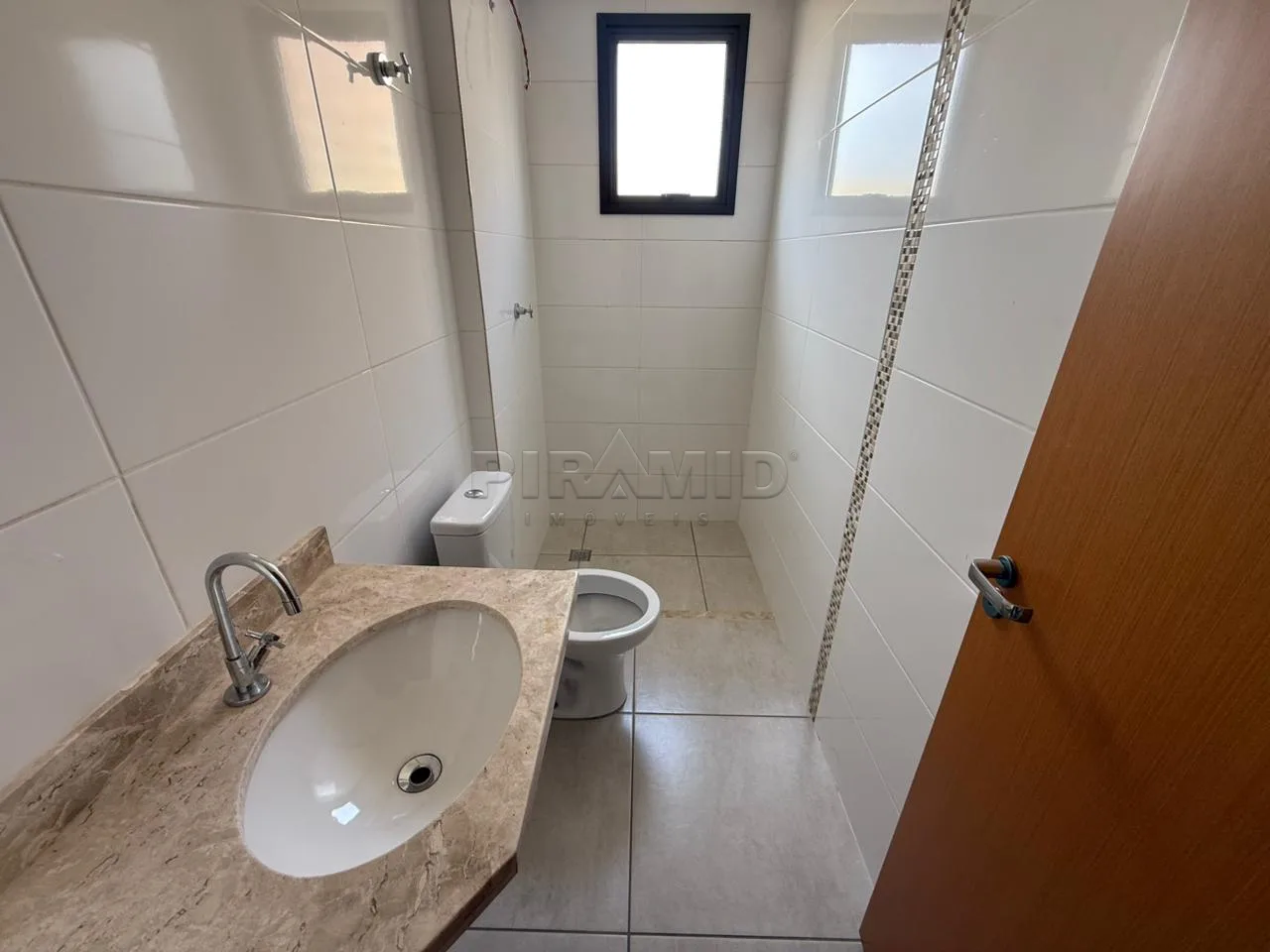 Alugar Apartamento / Padr&atilde;o em Ribeir&atilde;o Preto R$ 1.550,00 - Foto 13