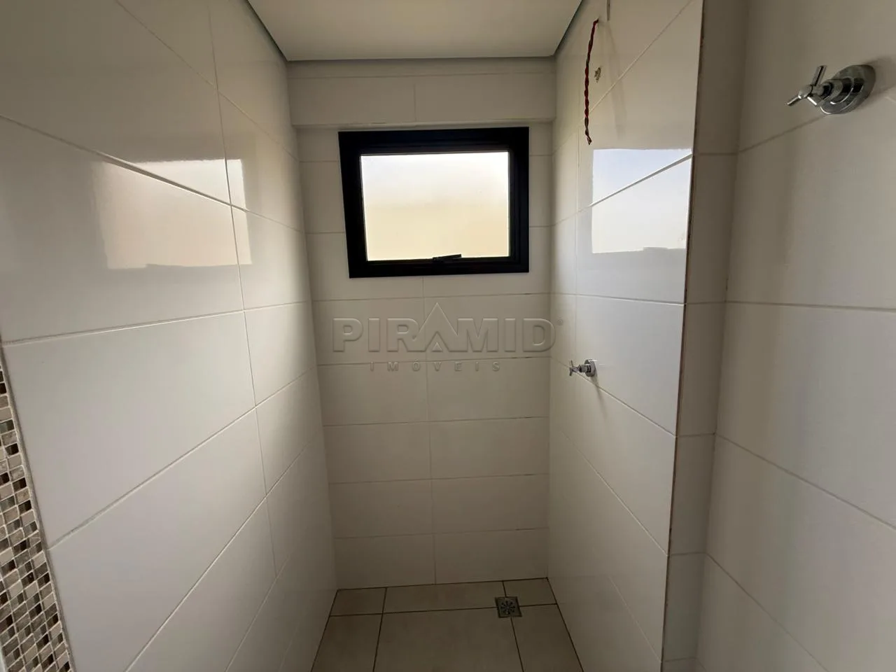 Alugar Apartamento / Padr&atilde;o em Ribeir&atilde;o Preto R$ 1.550,00 - Foto 15