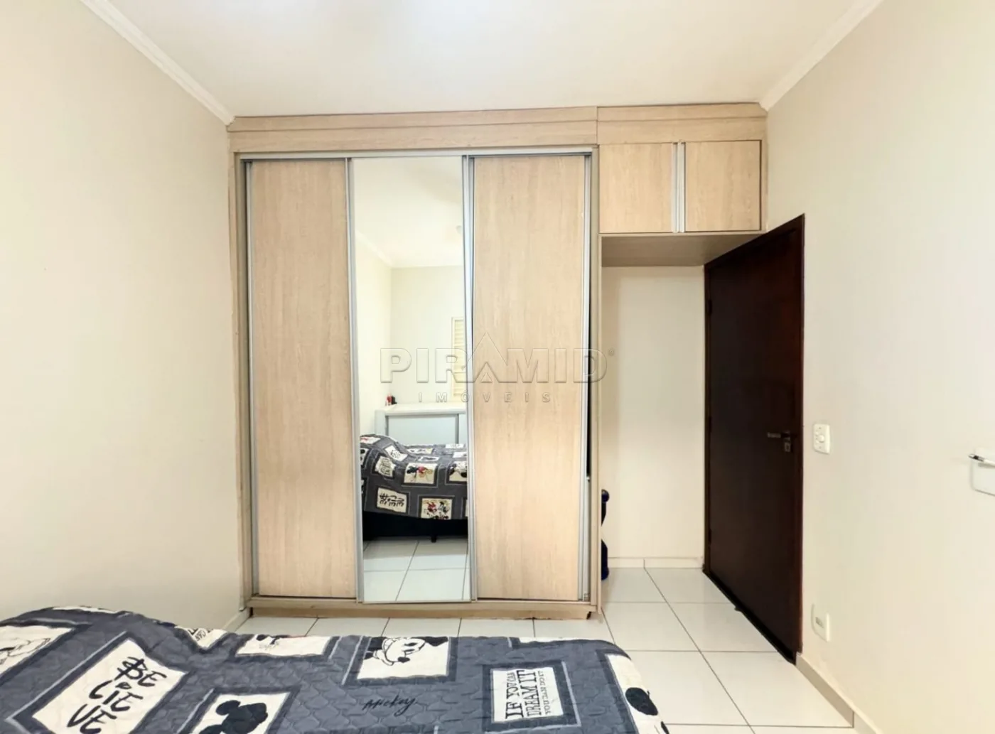 Comprar Casa / Condom&iacute;nio em Ribeir&atilde;o Preto R$ 540.000,00 - Foto 4