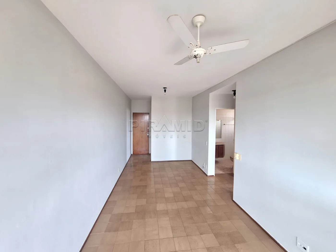 Comprar Apartamento / Padr&atilde;o em Ribeir&atilde;o Preto R$ 240.000,00 - Foto 2