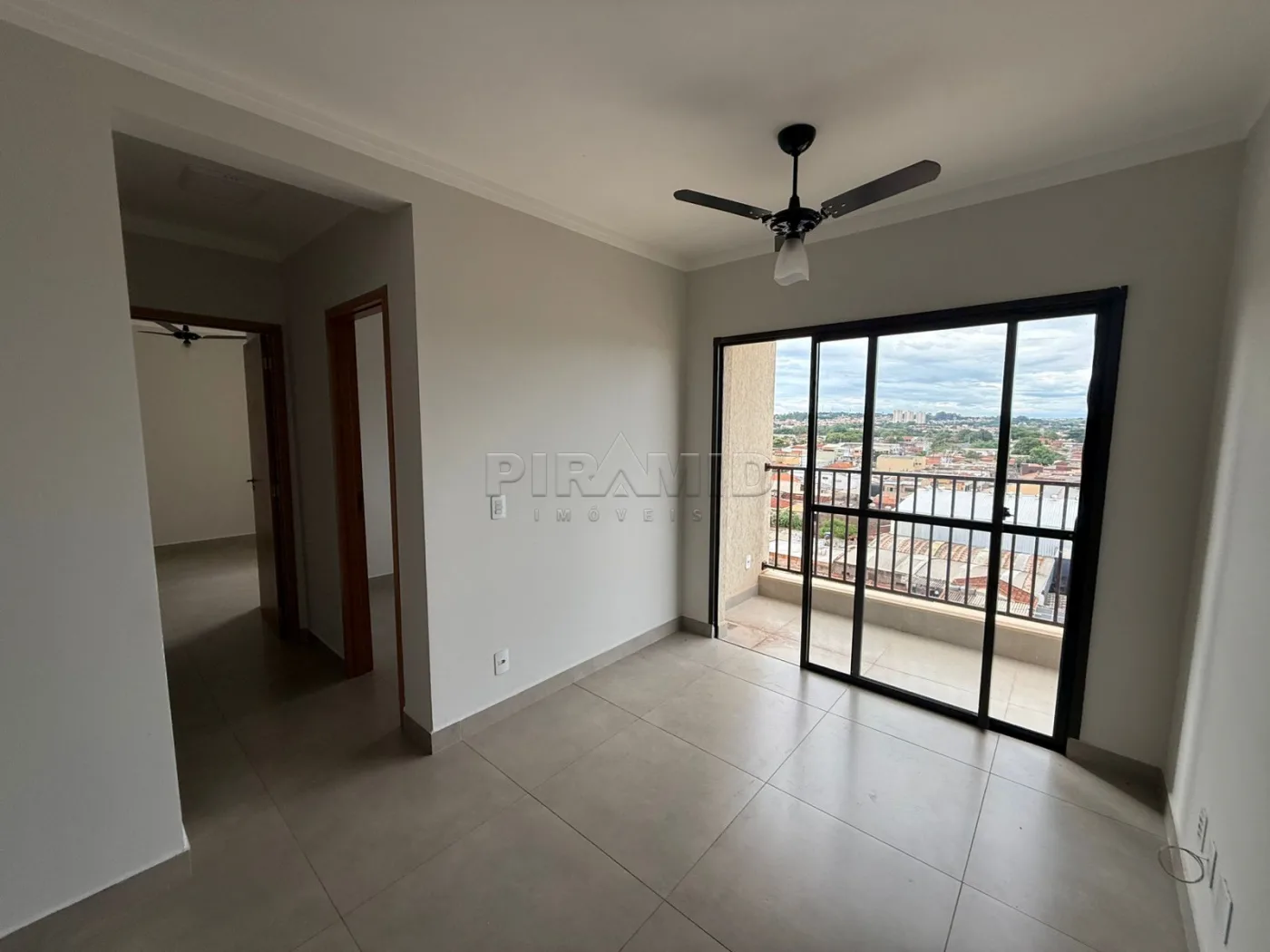 Alugar Apartamento / Padr&atilde;o em Ribeir&atilde;o Preto R$ 1.200,00 - Foto 3