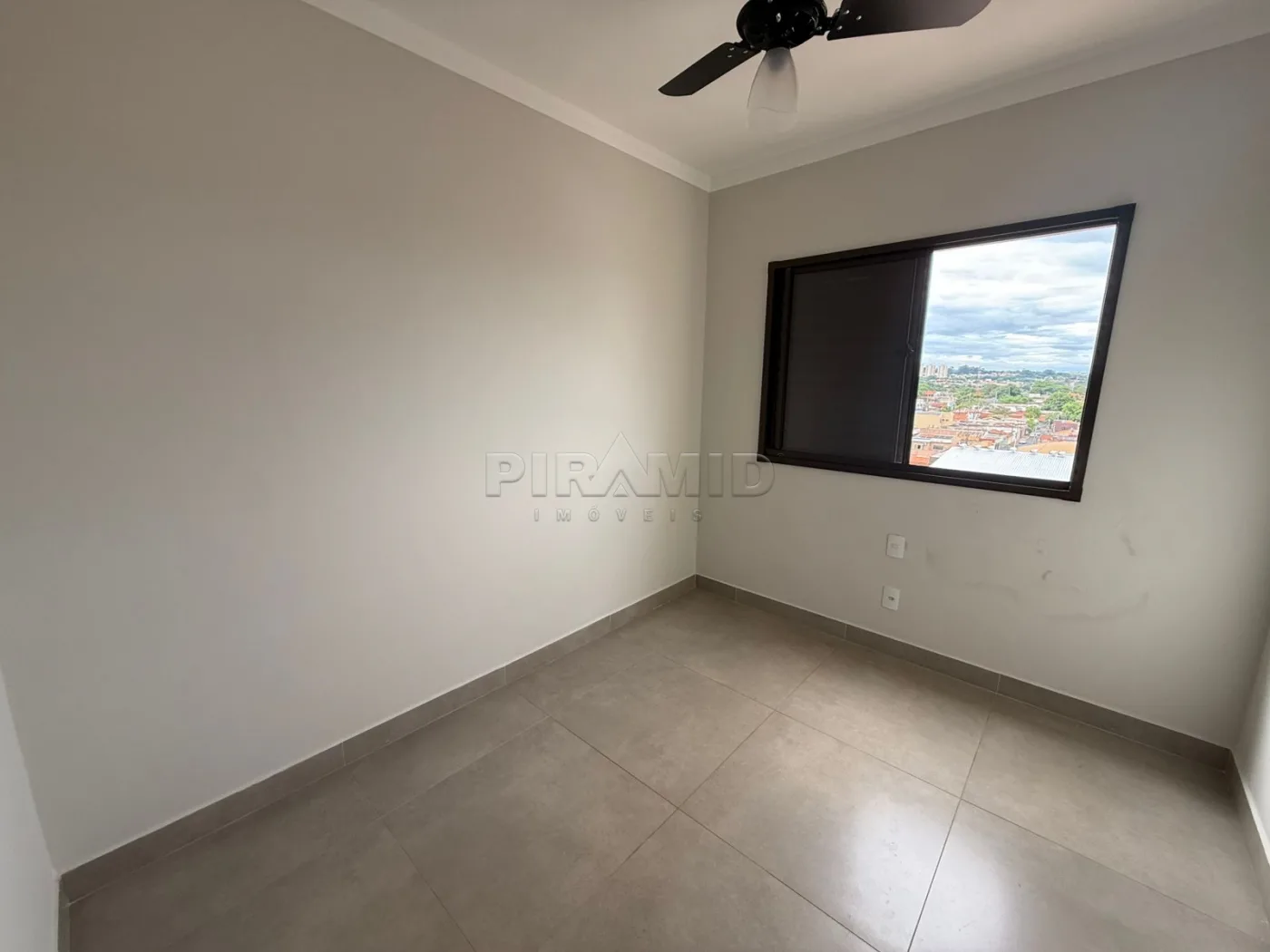 Alugar Apartamento / Padr&atilde;o em Ribeir&atilde;o Preto R$ 1.200,00 - Foto 10