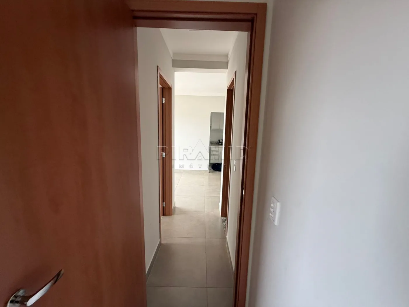 Alugar Apartamento / Padr&atilde;o em Ribeir&atilde;o Preto R$ 1.200,00 - Foto 8