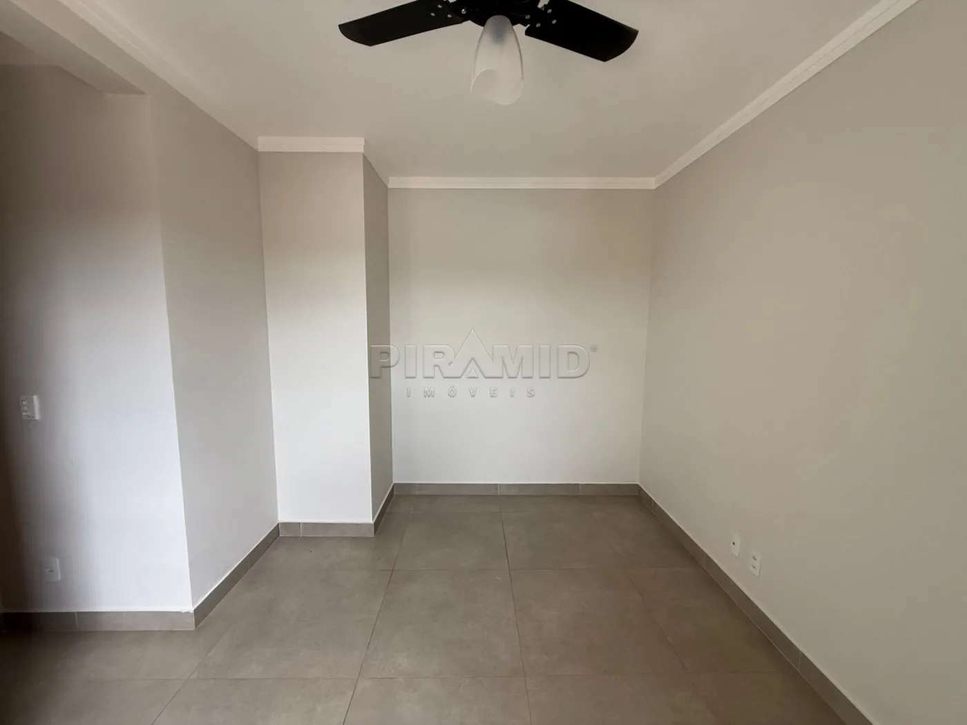 Alugar Apartamento / Padr&atilde;o em Ribeir&atilde;o Preto R$ 1.200,00 - Foto 12