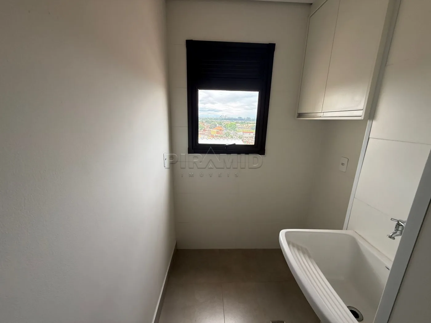 Alugar Apartamento / Padr&atilde;o em Ribeir&atilde;o Preto R$ 1.200,00 - Foto 19