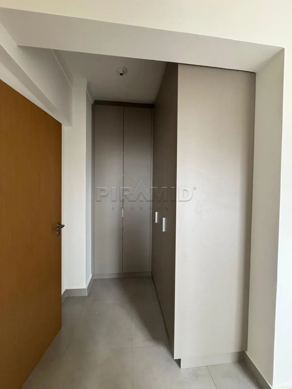 Alugar Apartamento / Padr&atilde;o em Ribeir&atilde;o Preto R$ 3.600,00 - Foto 9