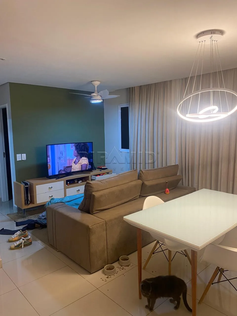 Alugar Apartamento / Padr&atilde;o em Ribeir&atilde;o Preto R$ 1.600,00 - Foto 1