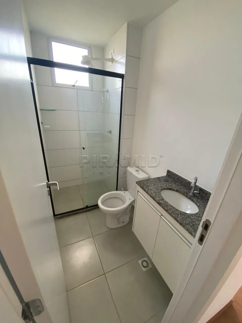 Alugar Apartamento / Padr&atilde;o em Ribeir&atilde;o Preto R$ 1.550,00 - Foto 10