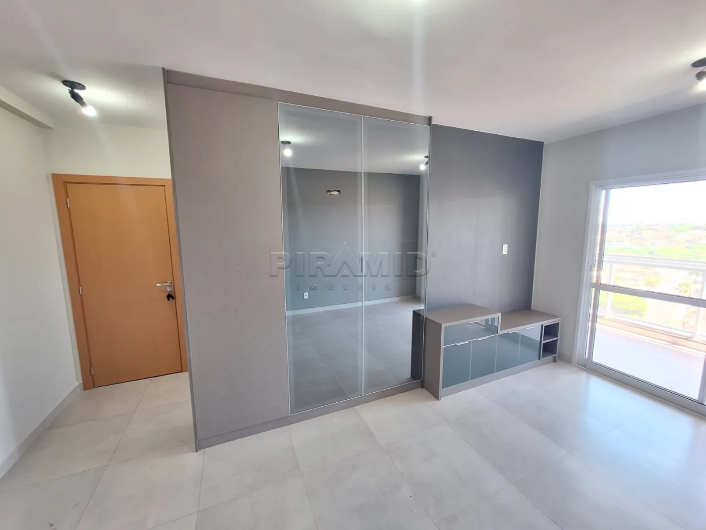 Comprar Apartamento / Padr&atilde;o em Ribeir&atilde;o Preto R$ 850.000,00 - Foto 2