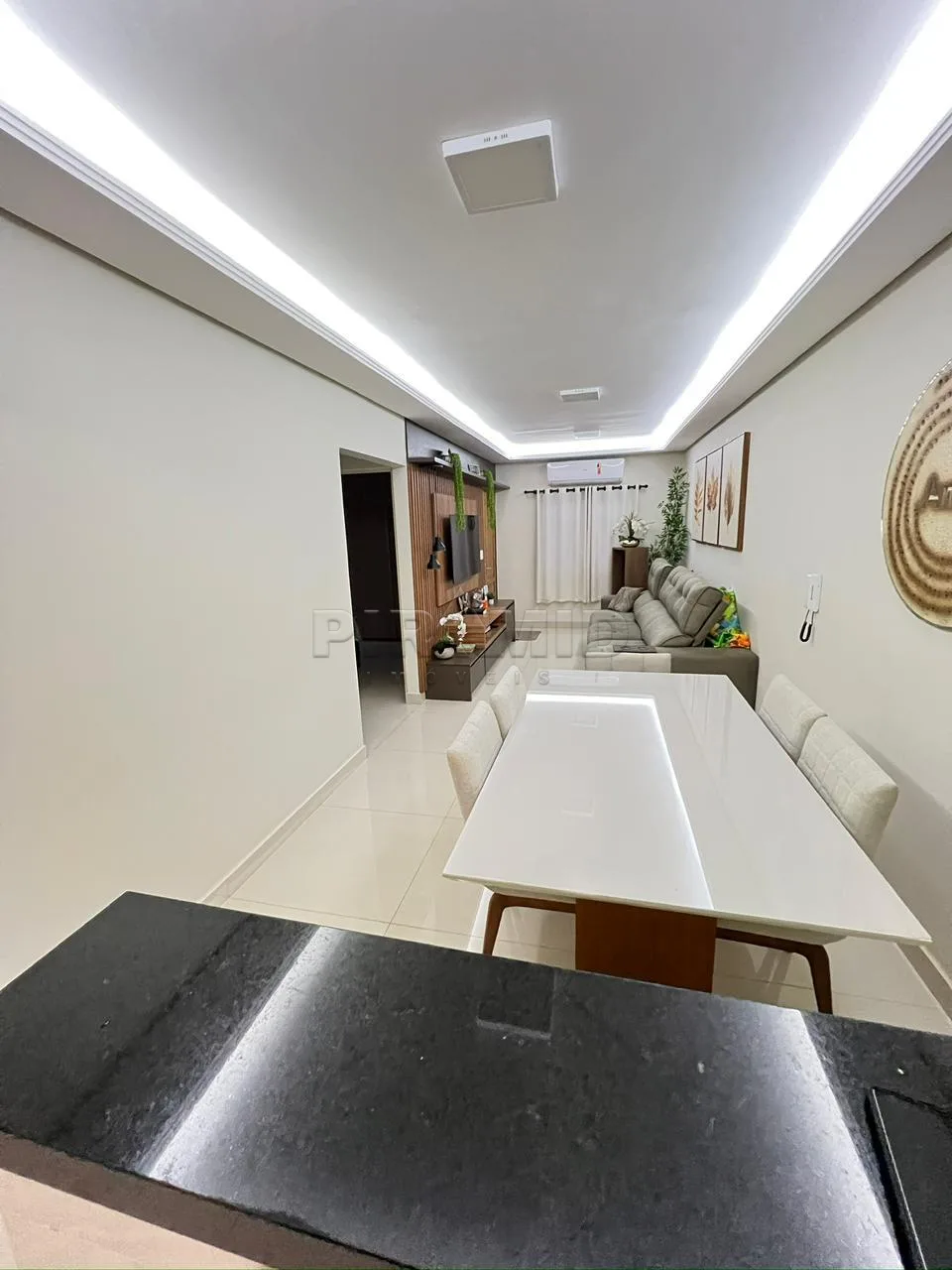 Comprar Casa / Padr&atilde;o em Ribeir&atilde;o Preto R$ 380.000,00 - Foto 3