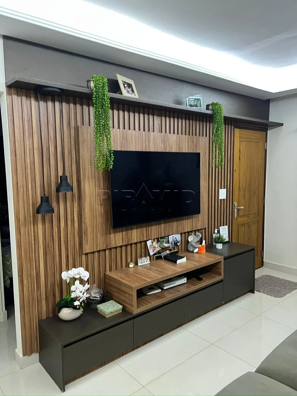 Comprar Casa / Padr&atilde;o em Ribeir&atilde;o Preto R$ 380.000,00 - Foto 4