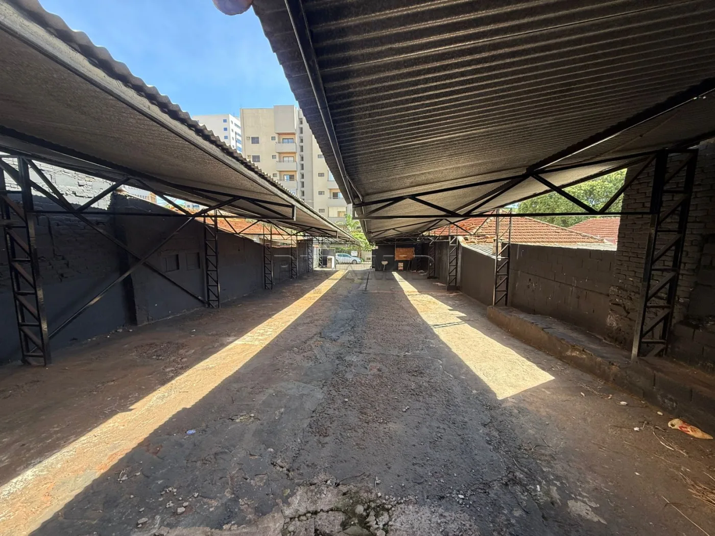 Alugar Comercial / Ponto Comercial em Ribeir&atilde;o Preto R$ 8.000,00 - Foto 4