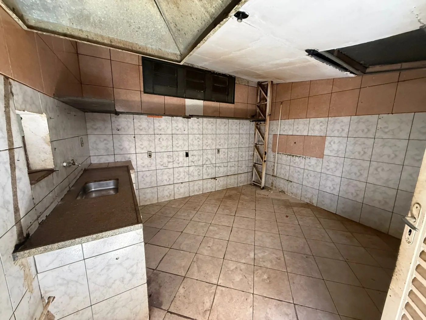 Alugar Comercial / Ponto Comercial em Ribeir&atilde;o Preto R$ 8.000,00 - Foto 9