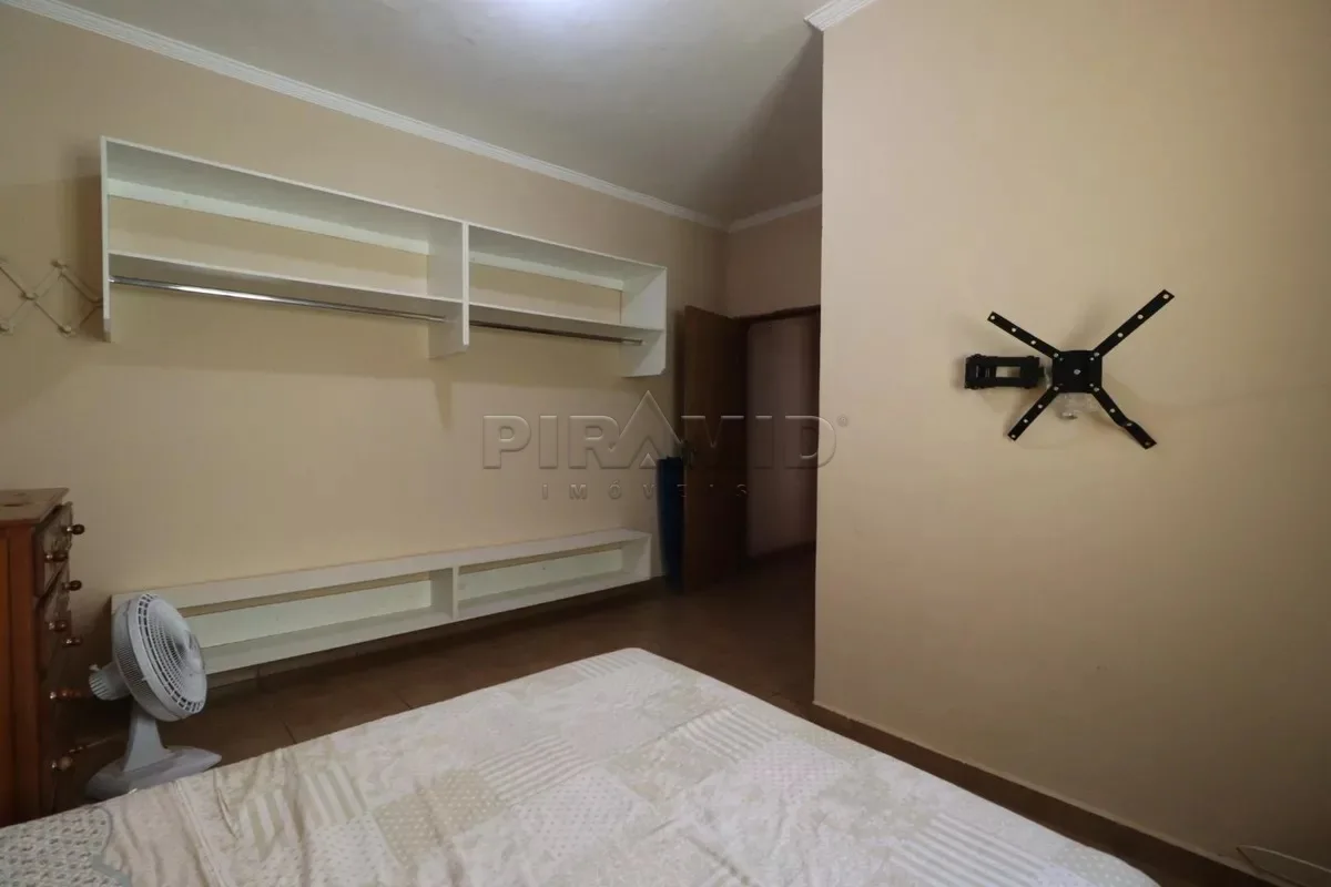 Alugar Casa / Padr&atilde;o em Ribeir&atilde;o Preto R$ 3.000,00 - Foto 17