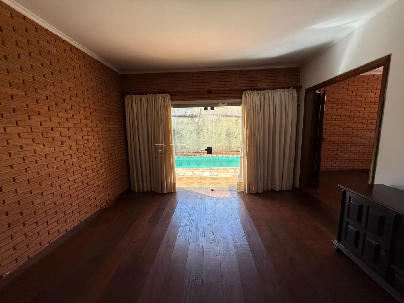 Alugar Casa / Padr&atilde;o em Ribeir&atilde;o Preto R$ 6.500,00 - Foto 2