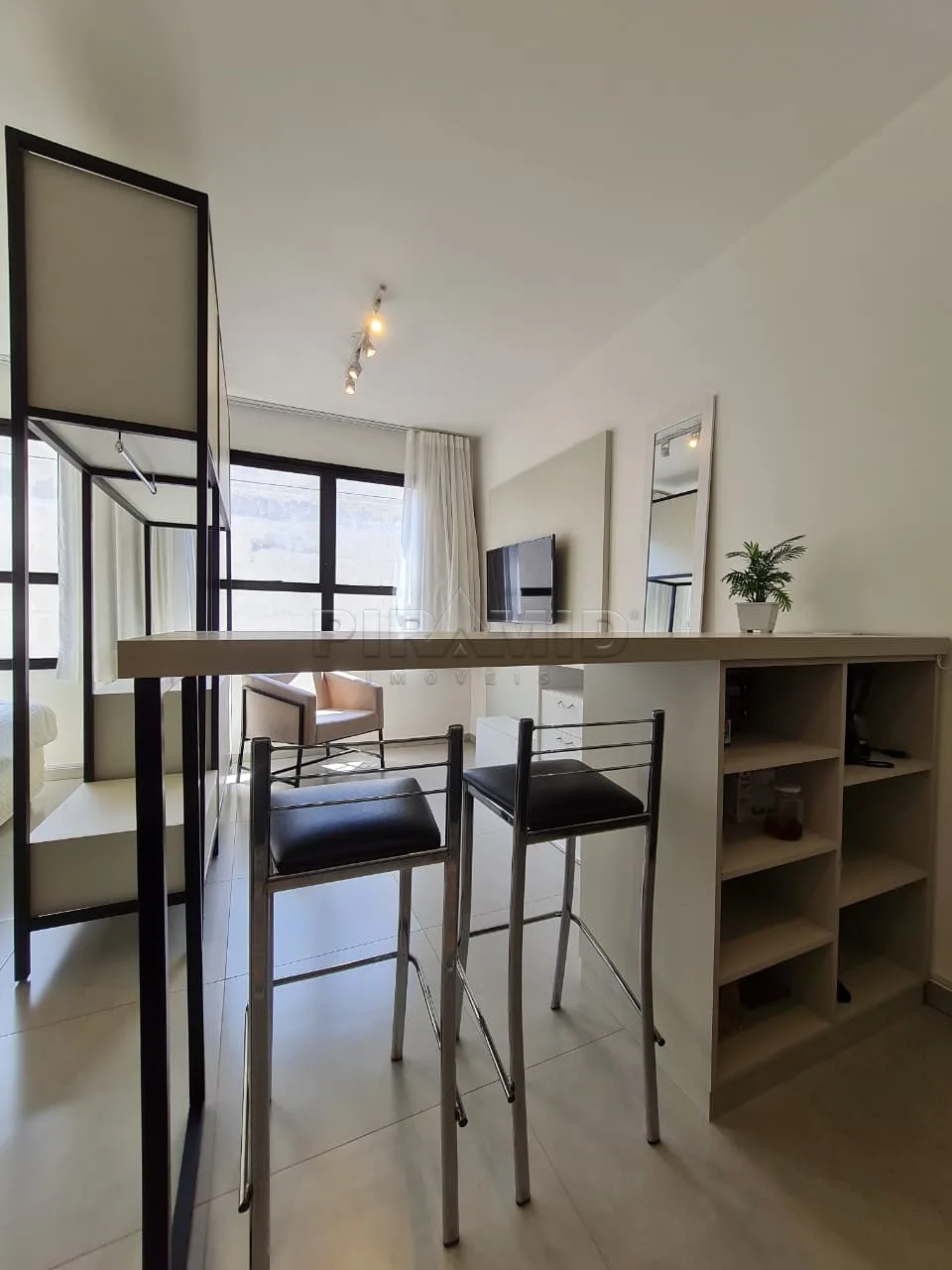 Alugar Apartamento / Padr&atilde;o em Ribeir&atilde;o Preto R$ 1.880,00 - Foto 6