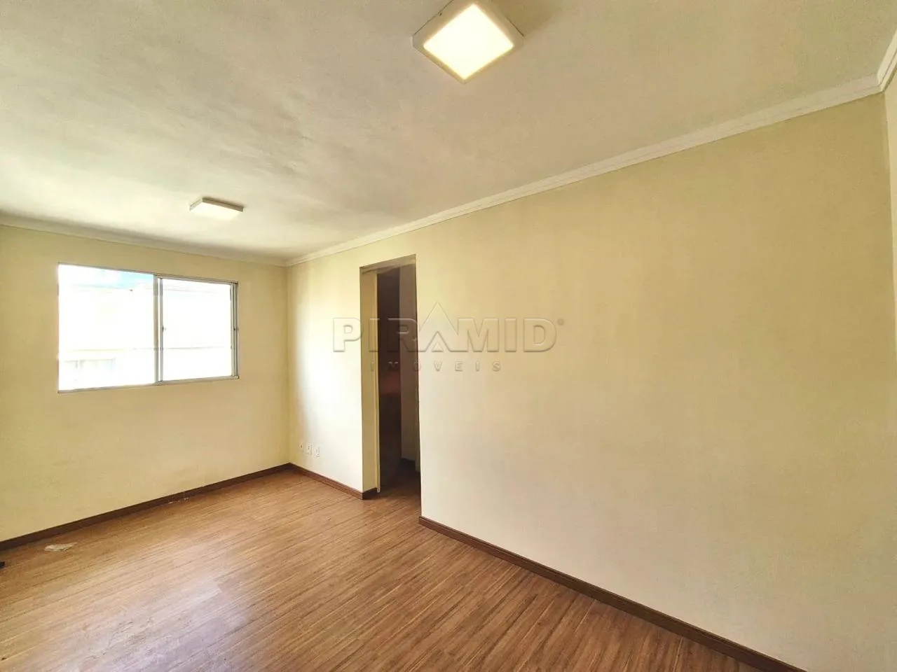 Alugar Apartamento / Padr&atilde;o em Ribeir&atilde;o Preto R$ 1.100,00 - Foto 2