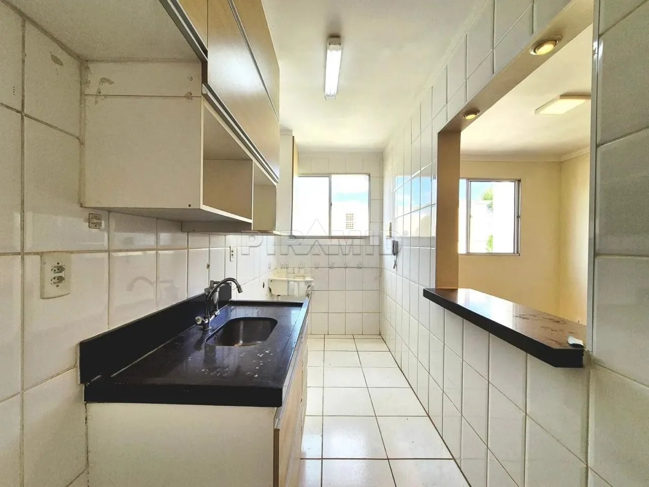 Alugar Apartamento / Padr&atilde;o em Ribeir&atilde;o Preto R$ 1.100,00 - Foto 5