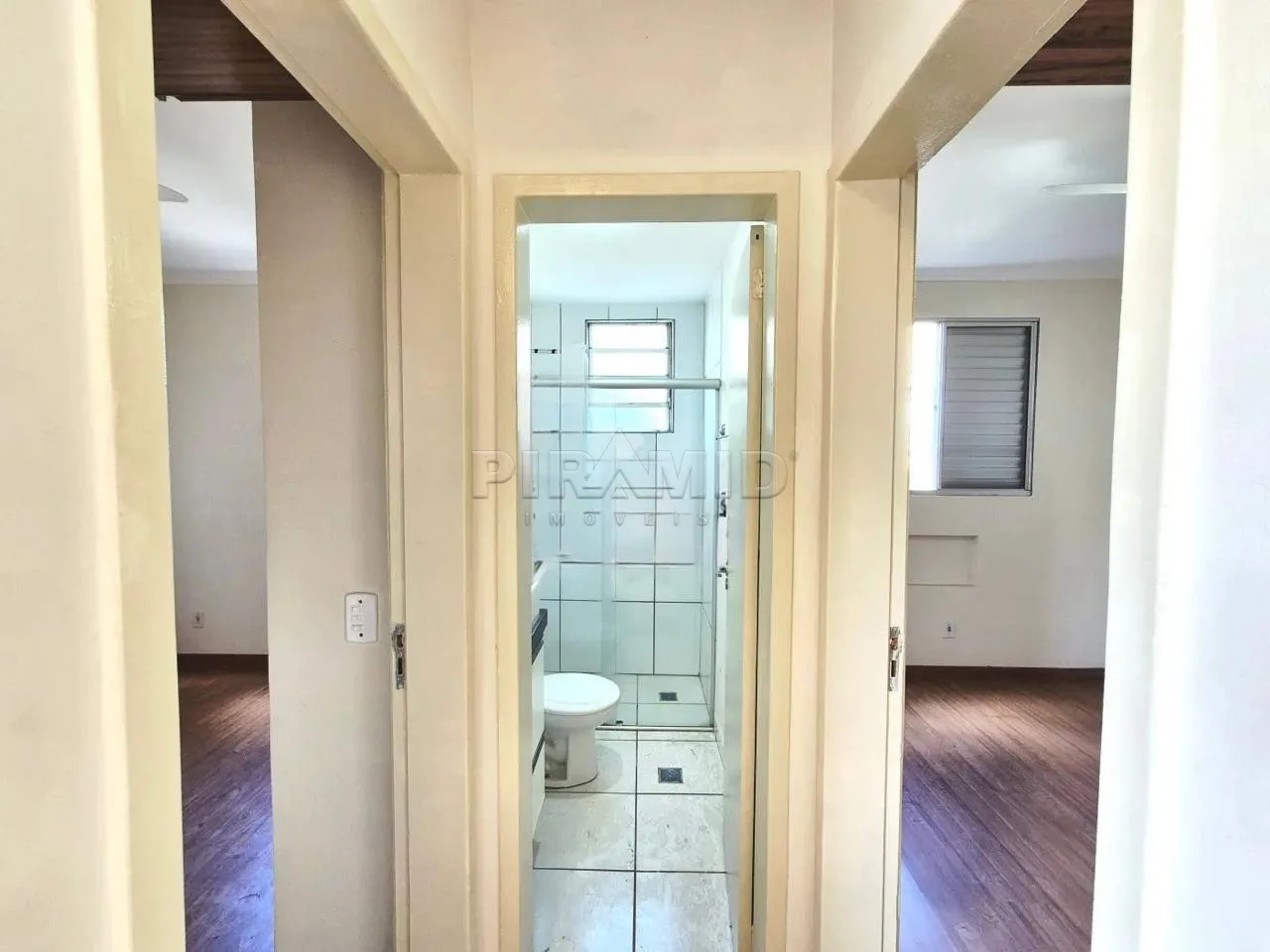 Alugar Apartamento / Padr&atilde;o em Ribeir&atilde;o Preto R$ 1.100,00 - Foto 9