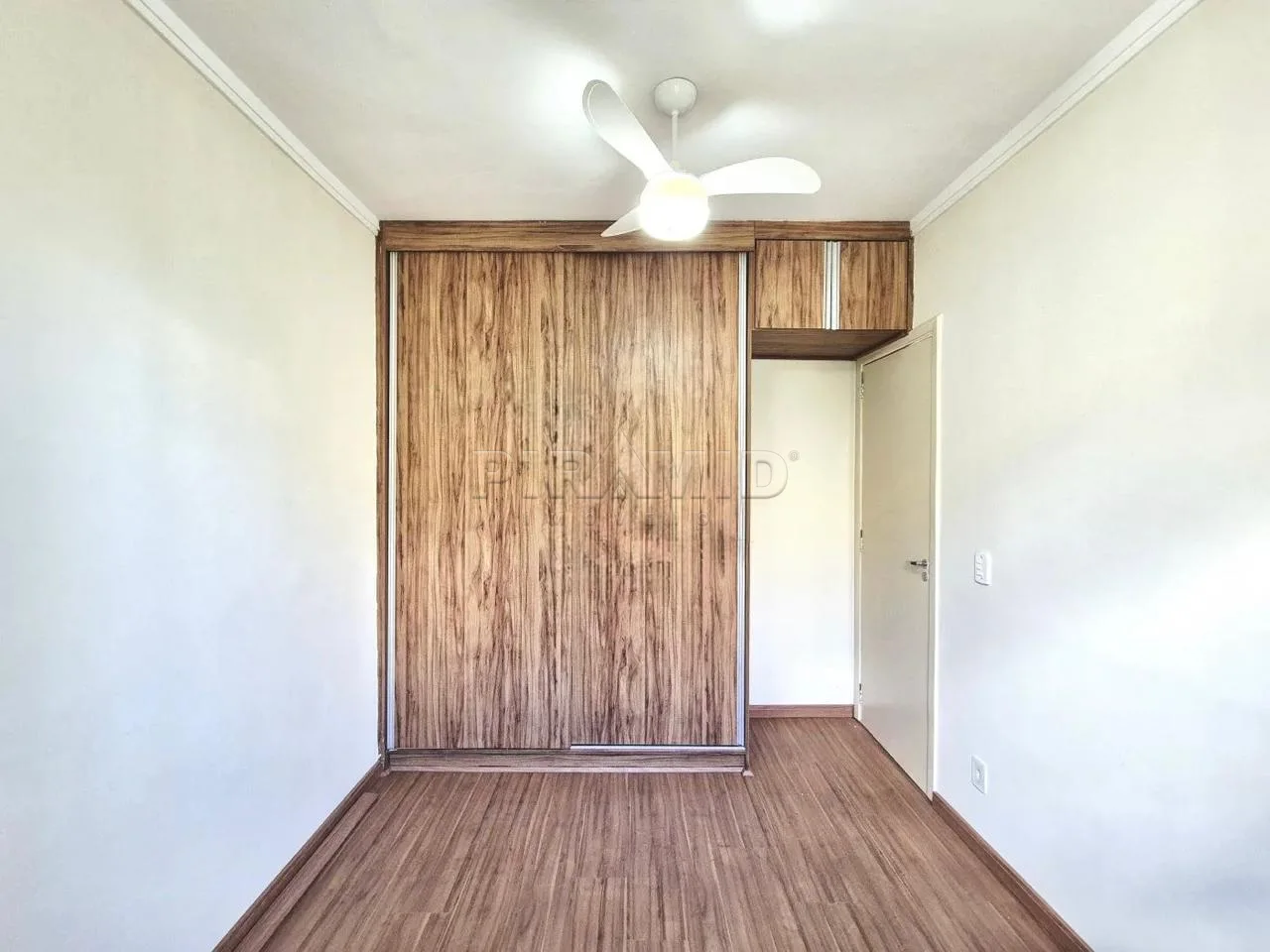 Alugar Apartamento / Padr&atilde;o em Ribeir&atilde;o Preto R$ 1.100,00 - Foto 10