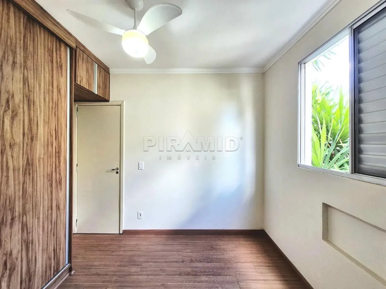 Alugar Apartamento / Padr&atilde;o em Ribeir&atilde;o Preto R$ 1.100,00 - Foto 11