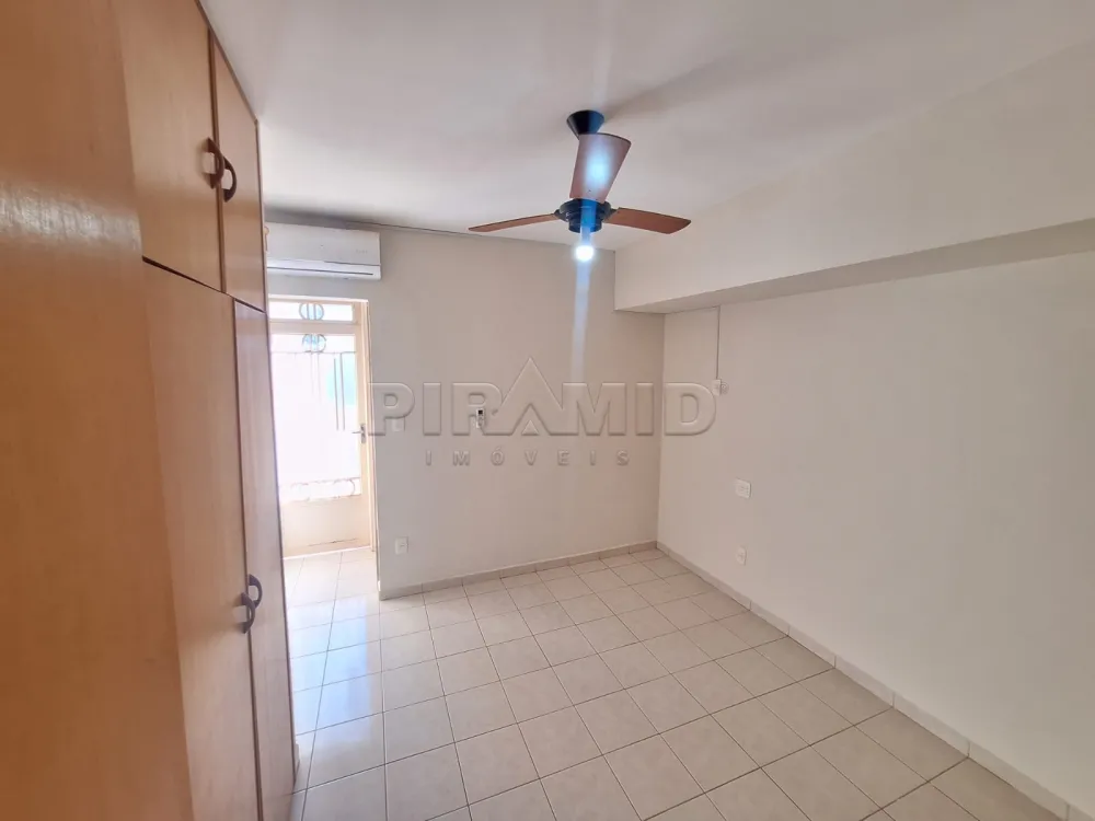 Alugar Apartamento / Padr&atilde;o em Ribeir&atilde;o Preto R$ 1.500,00 - Foto 4