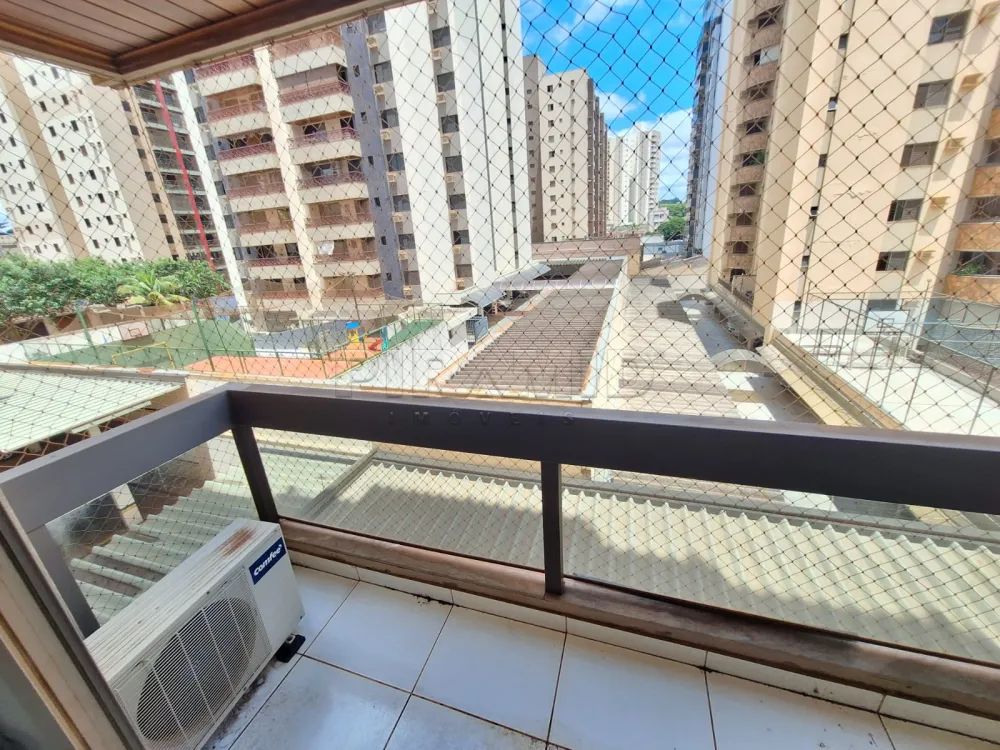 Alugar Apartamento / Padr&atilde;o em Ribeir&atilde;o Preto R$ 2.200,00 - Foto 3
