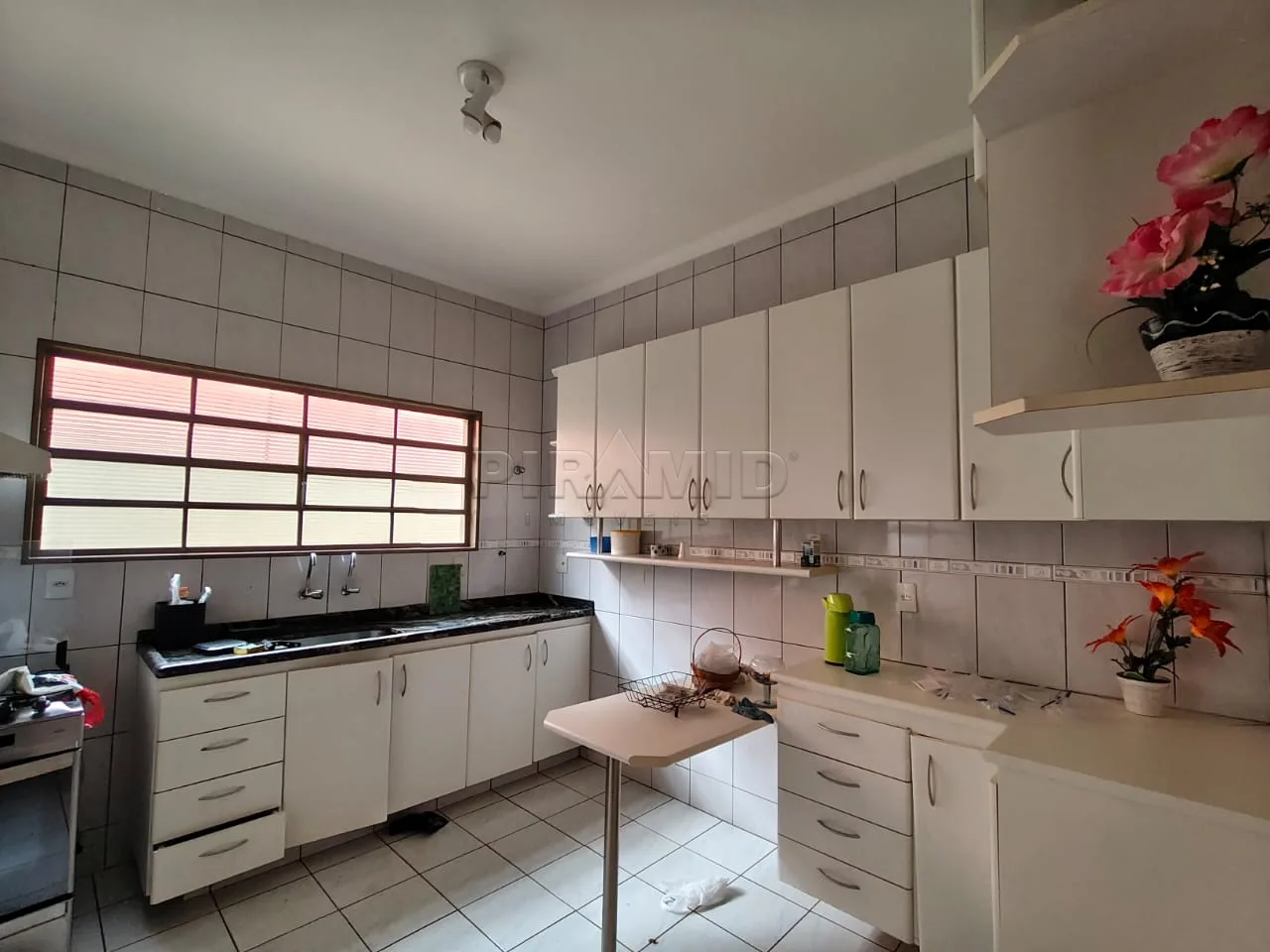 Alugar Casa / Padr&atilde;o em Ribeir&atilde;o Preto R$ 3.200,00 - Foto 13