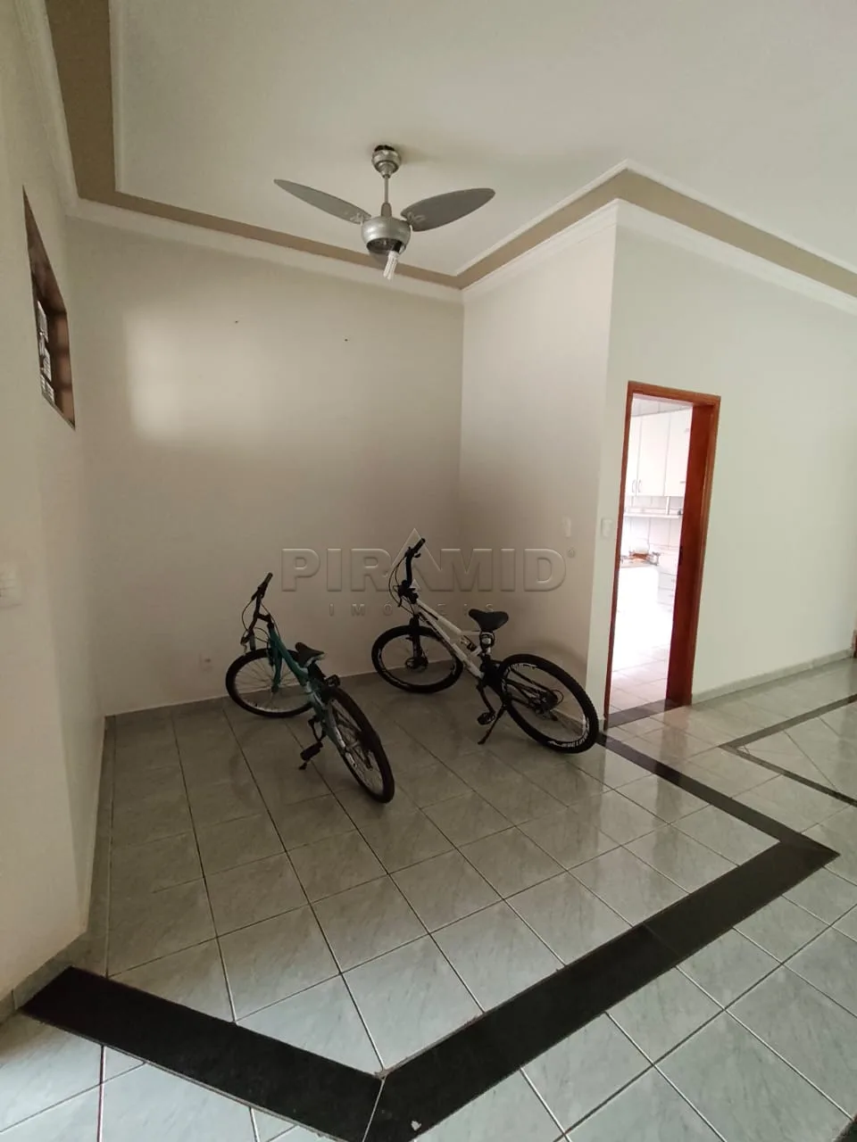 Alugar Casa / Padr&atilde;o em Ribeir&atilde;o Preto R$ 3.200,00 - Foto 12