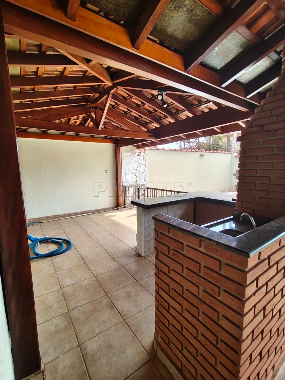 Alugar Casa / Padr&atilde;o em Ribeir&atilde;o Preto R$ 3.200,00 - Foto 4