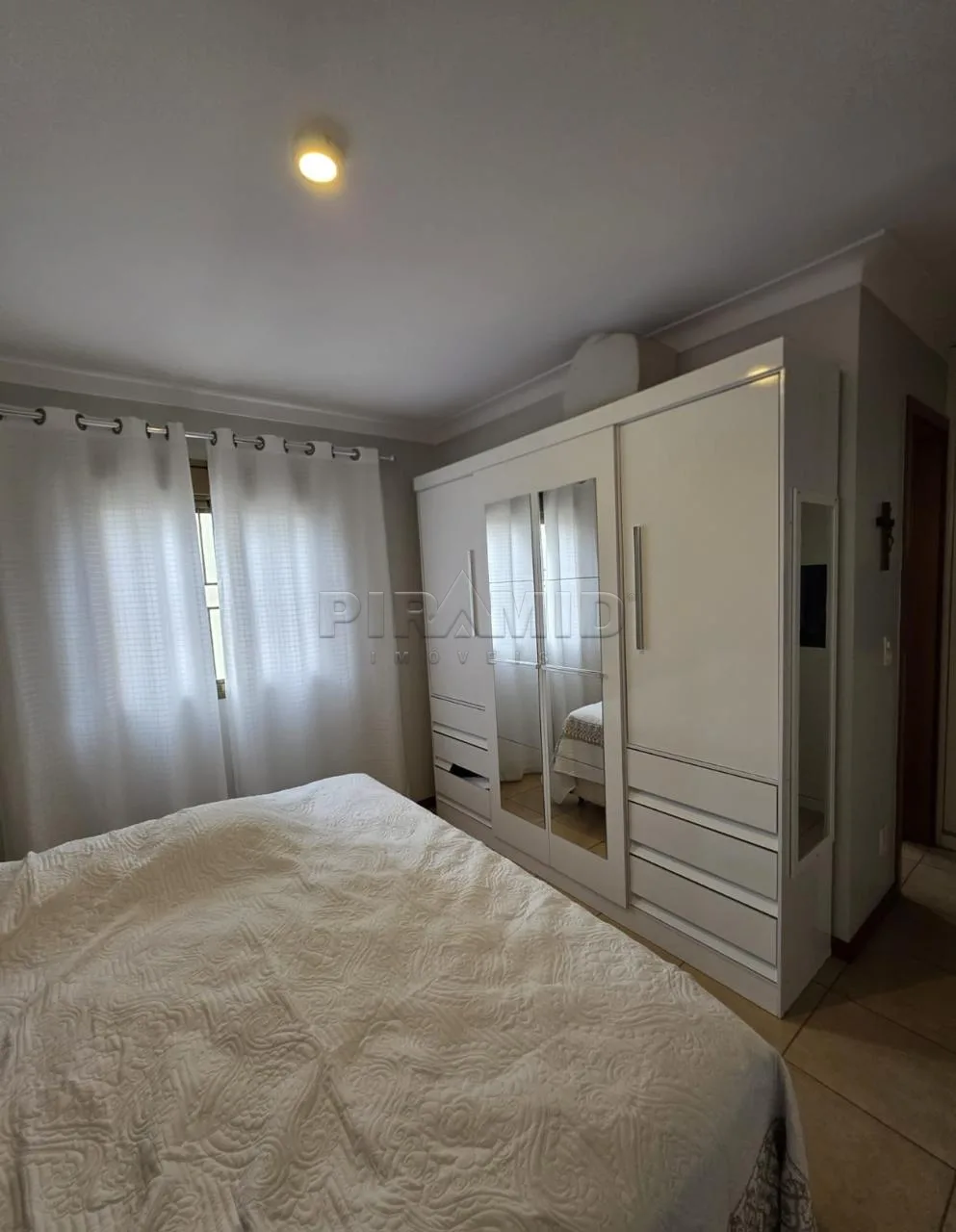 Alugar Apartamento / Padr&atilde;o em Ribeir&atilde;o Preto R$ 2.600,00 - Foto 16