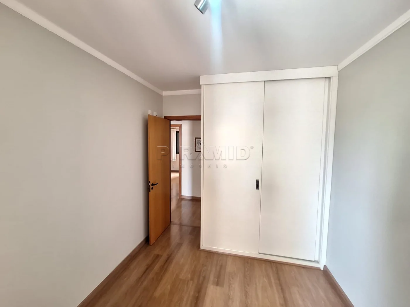 Alugar Apartamento / Padr&atilde;o em Ribeir&atilde;o Preto R$ 3.600,00 - Foto 11