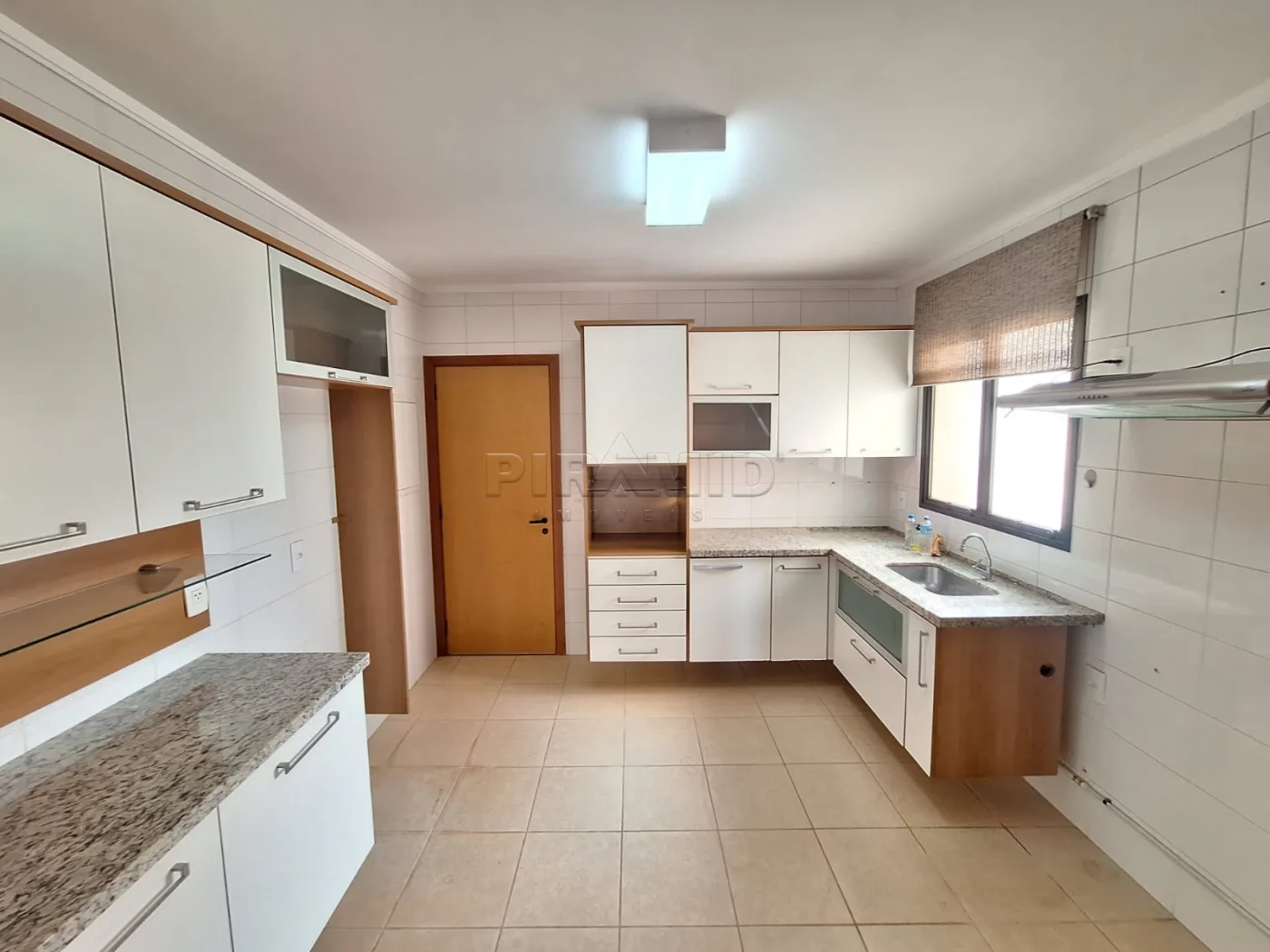 Alugar Apartamento / Padr&atilde;o em Ribeir&atilde;o Preto R$ 3.600,00 - Foto 21