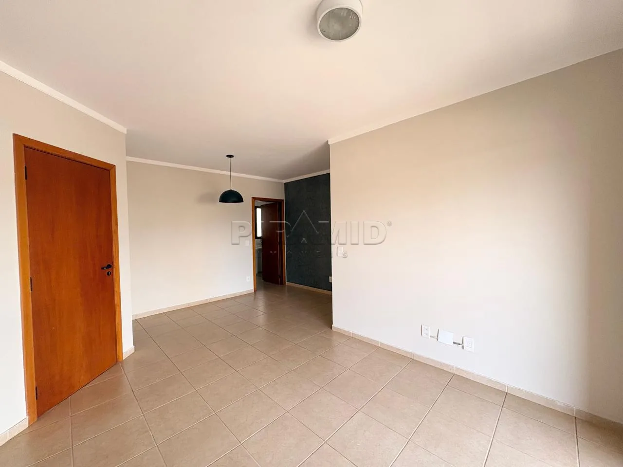 Alugar Apartamento / Padr&atilde;o em Ribeir&atilde;o Preto R$ 3.650,00 - Foto 1