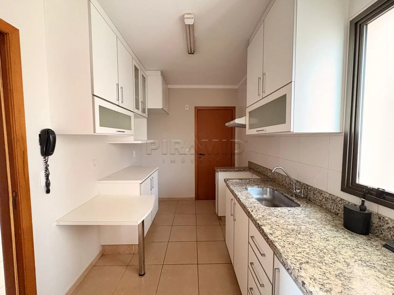 Alugar Apartamento / Padr&atilde;o em Ribeir&atilde;o Preto R$ 3.650,00 - Foto 8