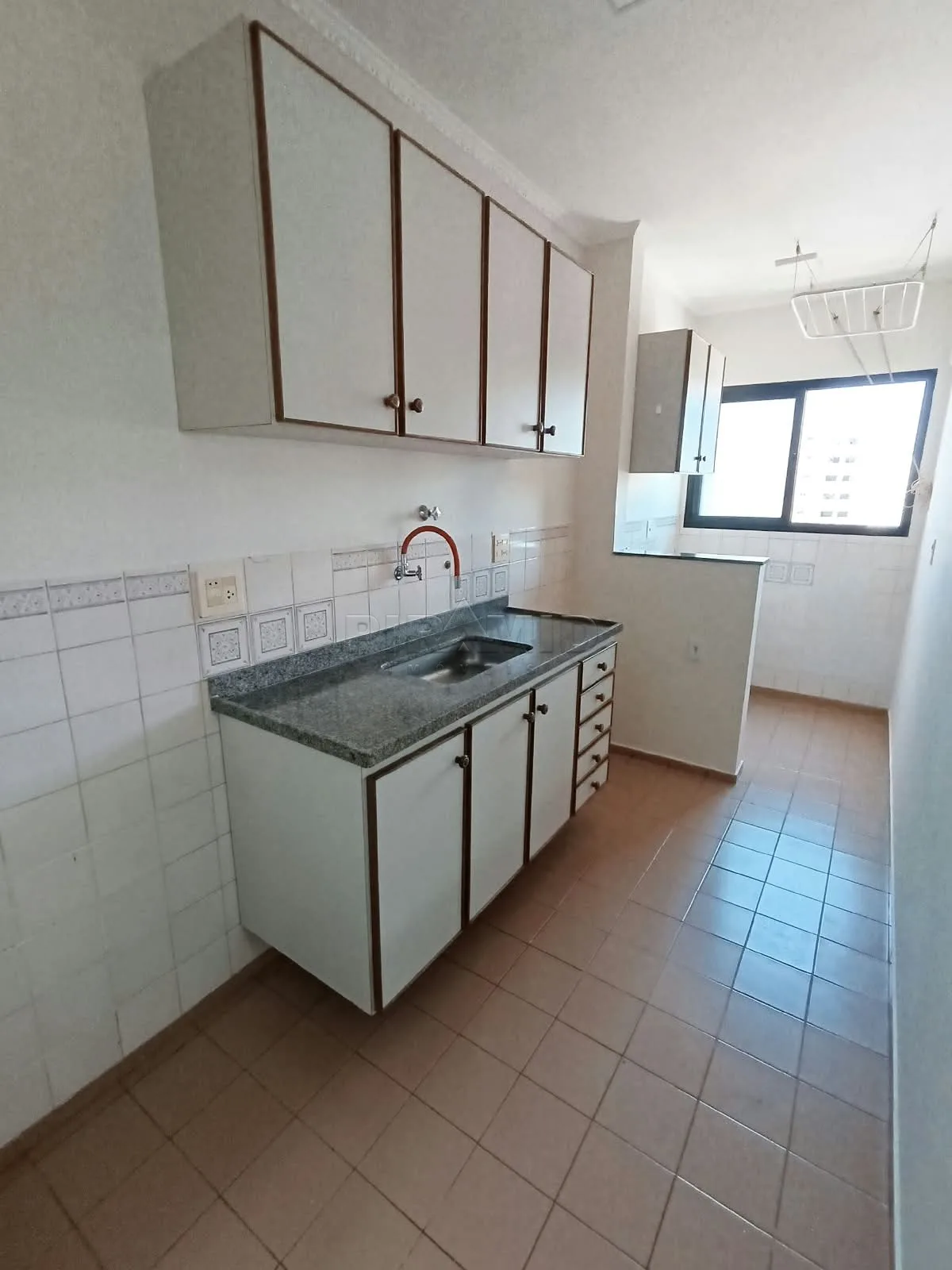 Alugar Apartamento / Padr&atilde;o em Ribeir&atilde;o Preto R$ 1.400,00 - Foto 3
